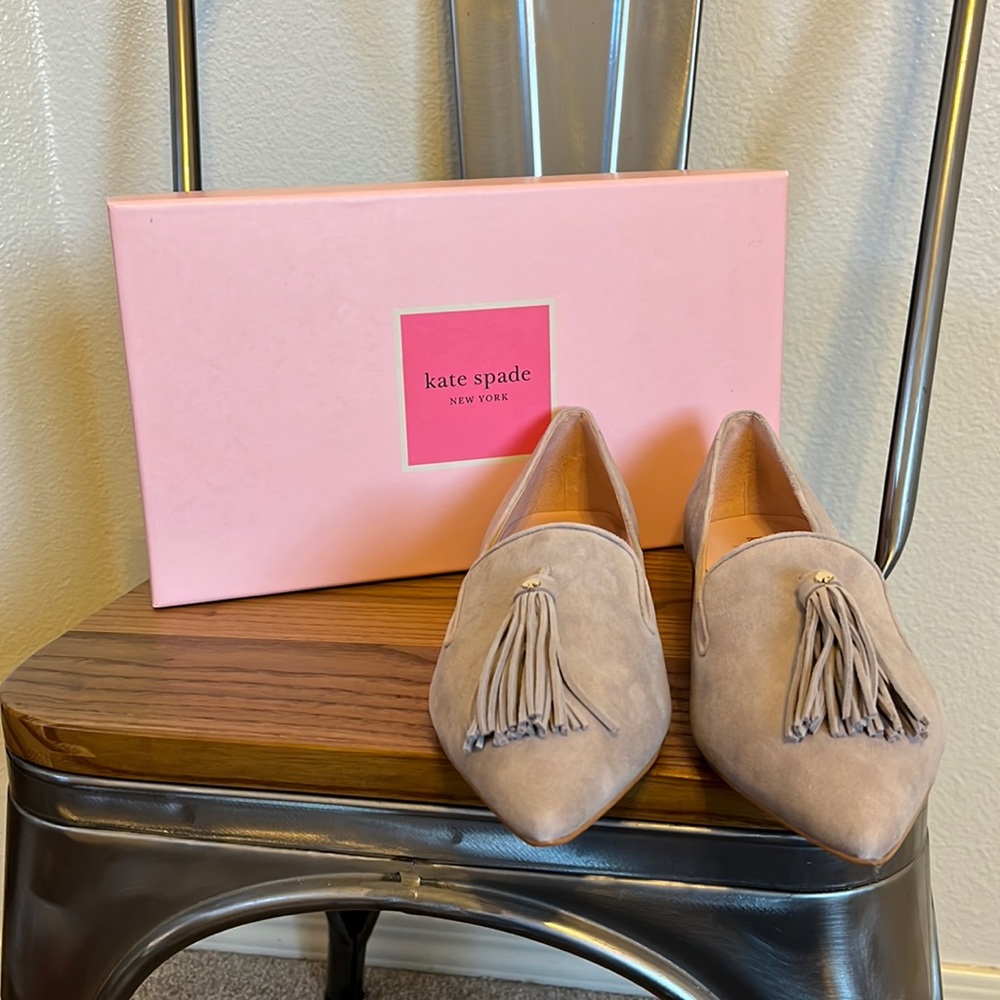 Kate Spade madyson true suede flat grey SZ: 8